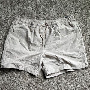 DSG Light Tan Relaxed Fit Shorts with 6” inseam